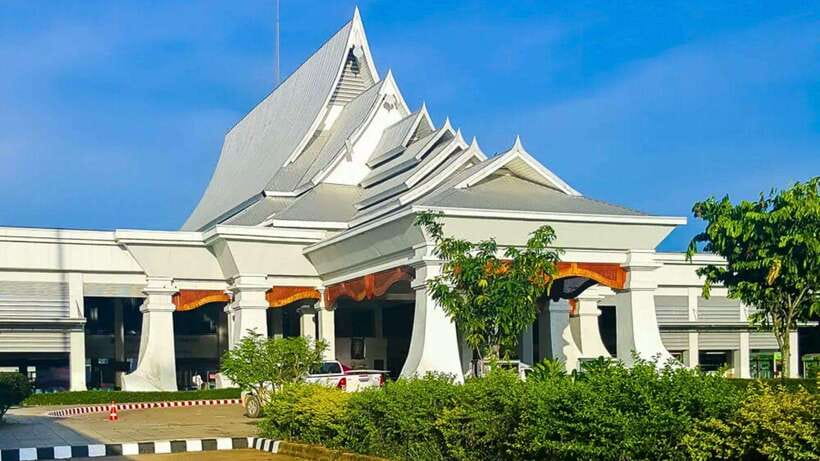 Chiang Rai: 2-Day Transfer to Luang Prabang by Slow Boat - Your PakBeng evening plan: dinner by the river and a simple next-day reset