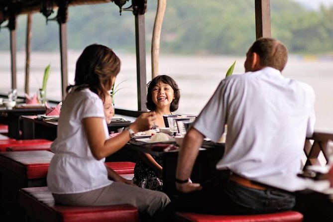 Dine and Cruise on Mekong River - 16:30 Departure to 20:00 Arrival, How the Evening Flow Works