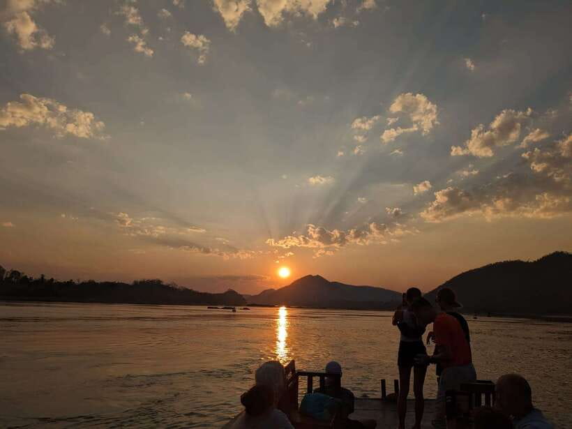 Half Day Mekong Cruise to Pak Ou Caves (Morning / Afternoon) - Morning vs Afternoon: Upstream Calm or Sunset on the Water