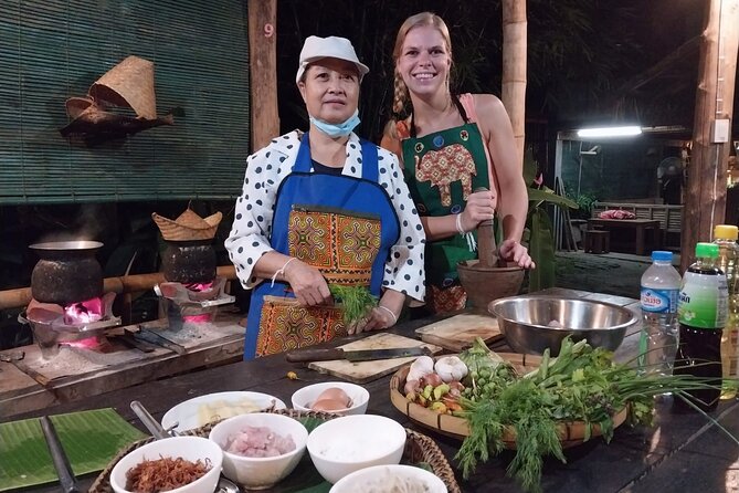 Home-cooked dinner & Baci ceremony with Villagers in Ban Nasang - The market walk: your ingredients, your first lesson