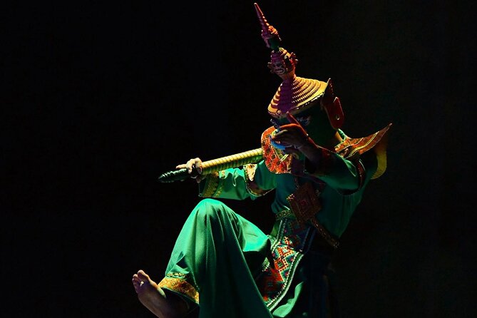 Luang Praban Buddha's Light Stage Show Ticket - The Performance Itself: Buddhist Themes Told Through Stagecraft