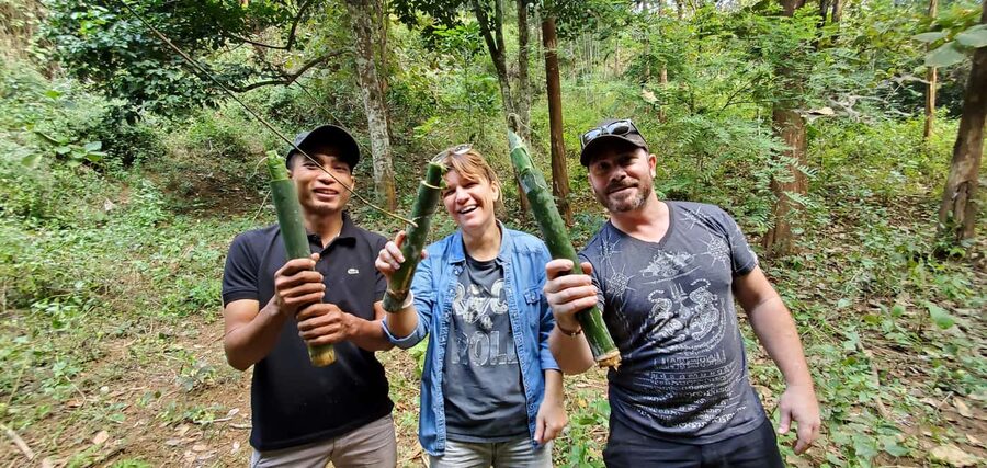 Luang Prabang: Bamboo Forest Cooking-class & Farm Visit - Khmu bamboo cooking, from farm hands to forest smoke
