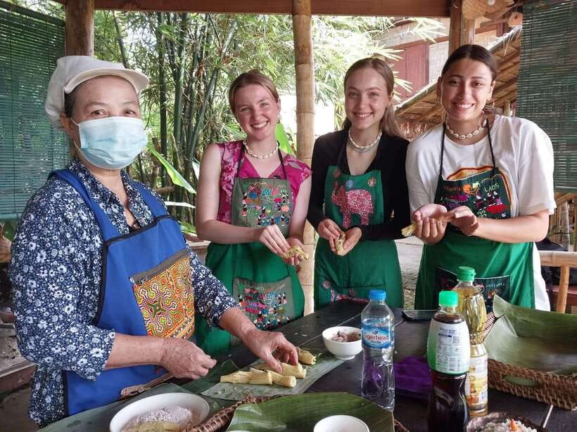 Luang Prabang: Bamboo Weaving Workshop & Cooking Class - Weaving your souvenir mat, step-by-step with patience and real technique