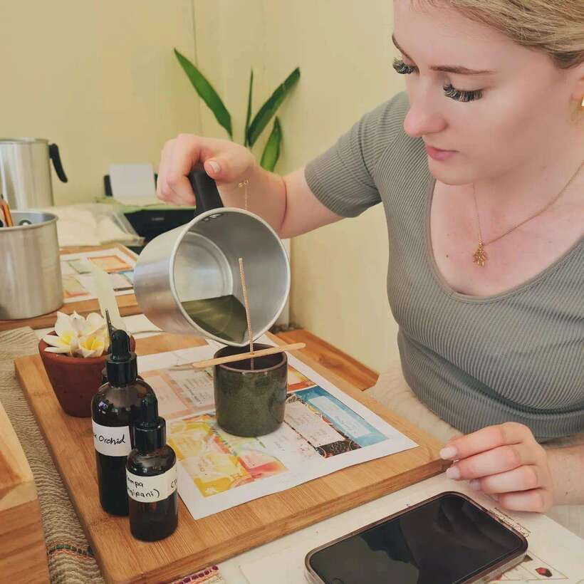 Luang Prabang: Craft Your Own Aroma Candle in Heritage Home - Lao tea ceremony lessons while your wax sets