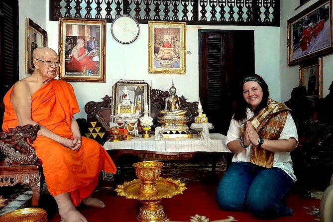 Luang Prabang Foodie Walking Tour and Monk Blessing - What You Actually Eat: Khao Soy, Coffee, Snacks, and More