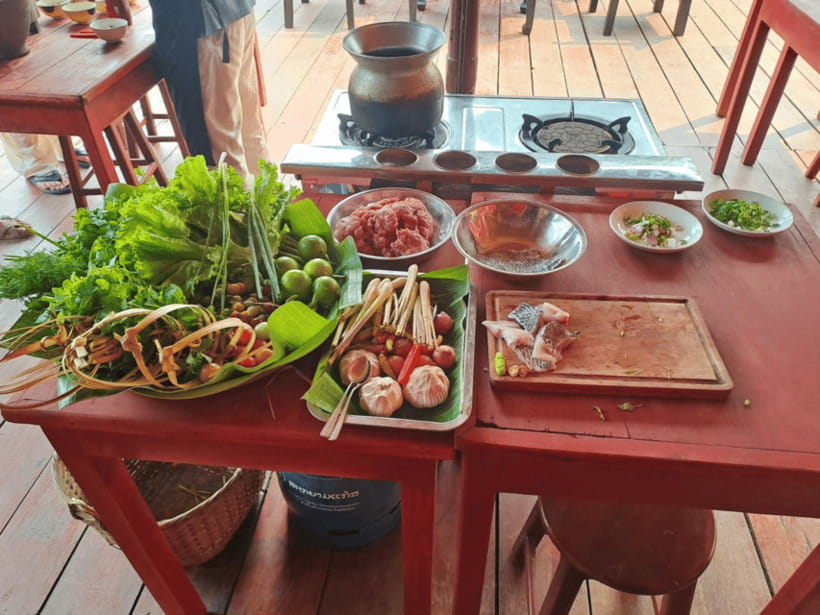Luang Prabang: Mekong River Cooking Class with Hotel Pickup - Your menu choices: meat dishes and a full vegetarian swap-in