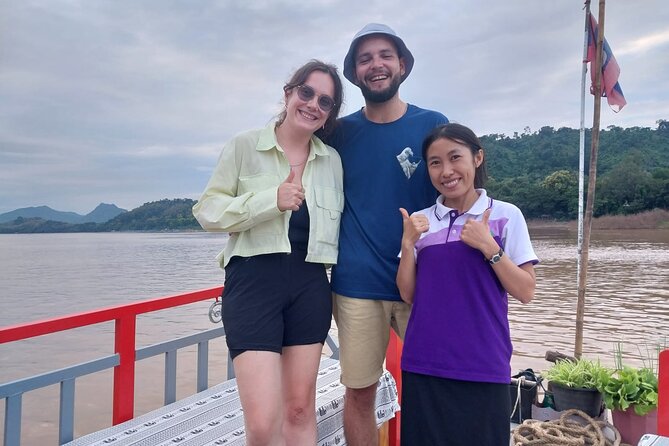 Luang Prabang Mekong Sunset Cruise and Hot Pot Dinner - Hot pot at SinDat, with beer and the guide’s hands-on help
