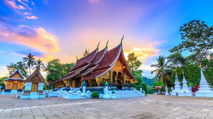 Luang Prabang Private Full-Day Tour and Lunch - Morning start: Royal Palace Museum and the stories behind the sights