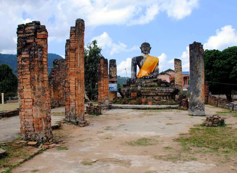 Luang Prabang: Private Must-See Sights and Mount Phousi Tour - Wat Xiengthong: the temple details you will want to zoom in on