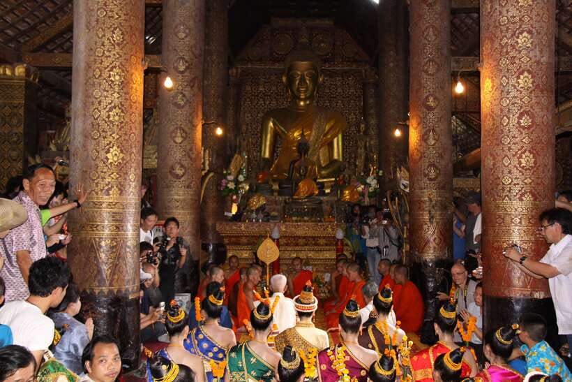 Luang Prabang: Private Must-See Sights and Mount Phousi Tour - Traditional Arts and Ethnology Center: seeing culture beyond temples