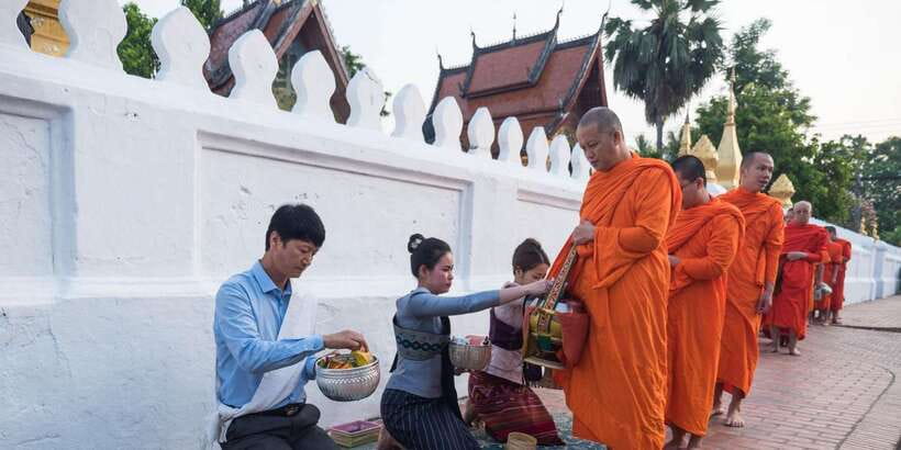 Luang Prabang: UNESCO World Heritage City Highlights Tour - Full-day add-ons: paper village, UXO history, and big-temple variety