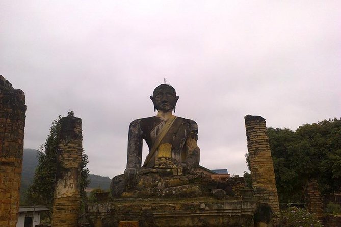 Plain of jars tour with local guide - Site 1 at 3:30 p.m.: 334 jars and the real sense of scale
