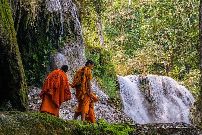 Private Tour Full-day Morning Market, Villages and Scenic Kuang Si Waterfall - Morning start: Phosi Market before the day gets loud