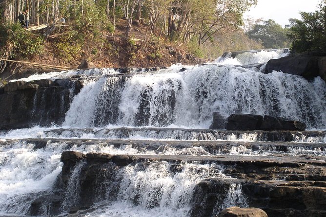 Private Tour Full-day Morning Market, Villages and Scenic Kuang Si Waterfall - Ban Phanom weaving and late-afternoon Wat Siphouthabath sunset