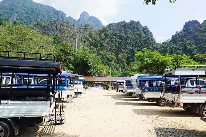 Private Tour Vientiane - VangVieng by Express Train - Tham Chang and the water cave feeling