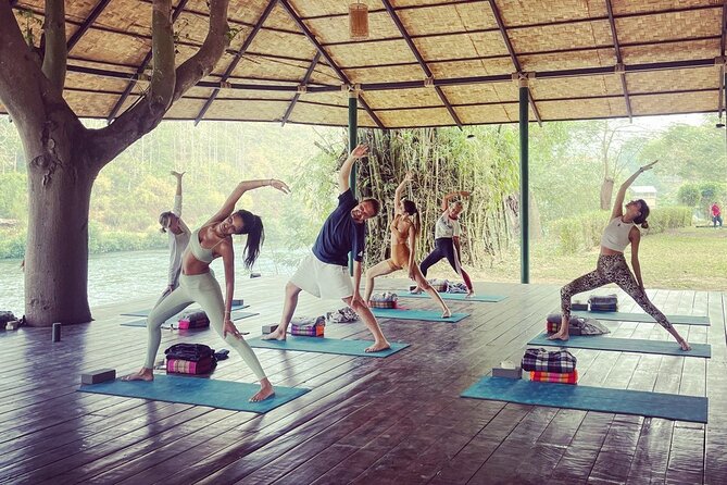 The Namkhan - Yoga Class (8 am or 4 pm) - From the Namkhan meeting point to your mat: what the hour feels like