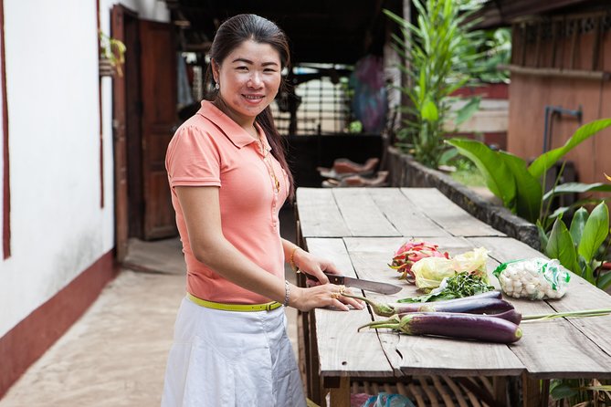 Traditional Market Tour and Private Laotian Cooking Class with a Local - Who this private Laotian class suits best