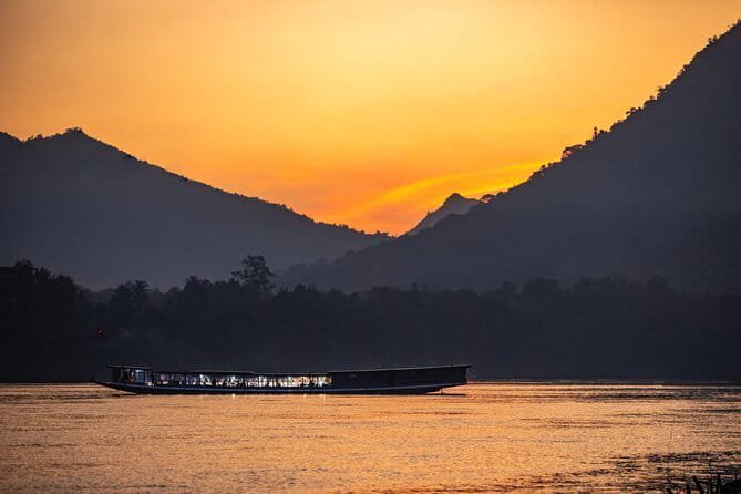 Unwind with a Sunset Cruise on the Mekong River - Why the Victoria Xiengthong Palace makes the sunset feel special