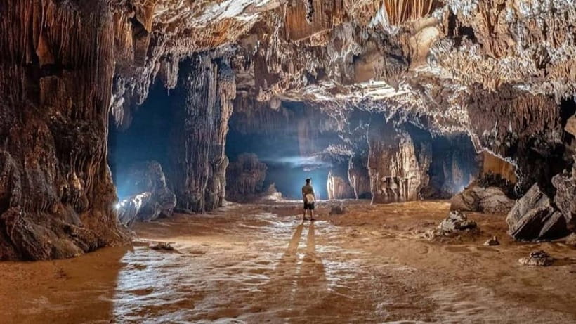 Vang Vieng: Hot Air Balloon,Kayak,Zipline,Blue lagoon1 Tour - Timing and transport: early tuk-tuk mornings, carpool pickups, and winter-dark limits