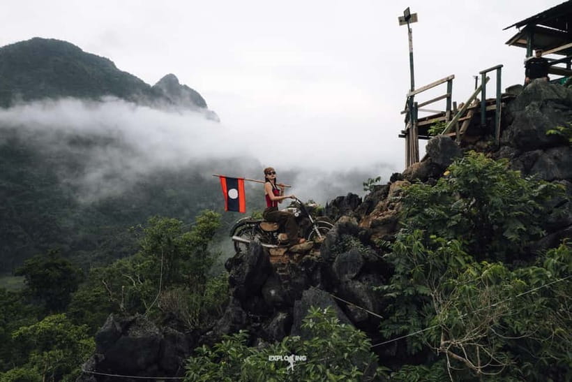 Vang Vieng: Namxay Viewpoint, Blue Lagoon 1 & Phoukham Cave - What to pack and wear (so the hike does not ruin your photos)