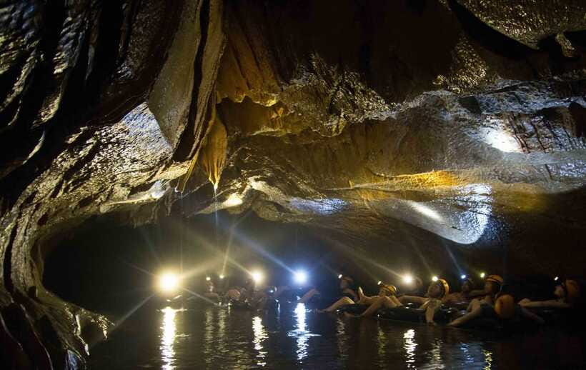 Vang Vieng: Tham Nangfar and Tham Nam Day Tour with Kayaking - Final Kayaking Back to Town, Ending With a Rewarding Pace