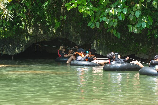 Vang Vieng Tour A - Blue lagoon 3 with Caves and Zipline - Price, pace, and group size: how to judge the value