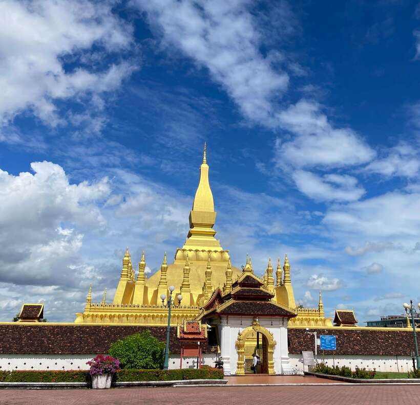 Vientiane: Cultural Tour with Buddha Park and Patuxay - Buddha Park: Hundreds of Statues in a One-Hour Photo Mission
