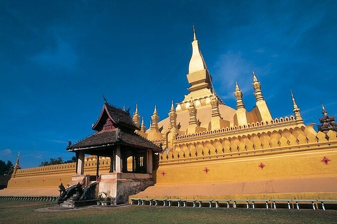 Vientiane Half-Day City Tour - Finishing on the Mekong: Easy Stroll, Local Snacks, Real Atmosphere