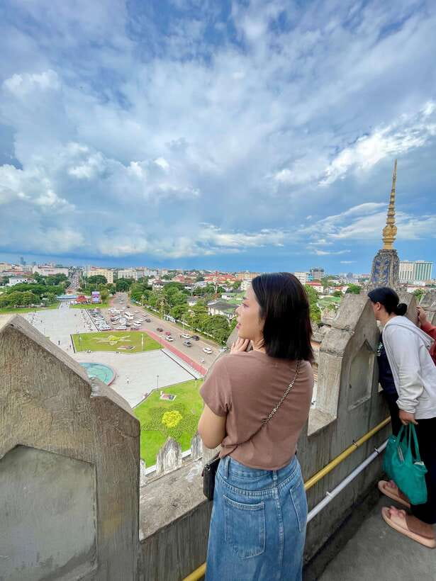 Vientiane: Half-Day City Tour with Patuxai and Buddha Park - That Luang Stupa: the golden heart of Laos, not just another photo