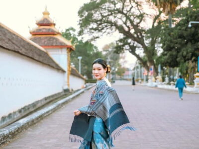 Lao Cultural Attire Rental Experience