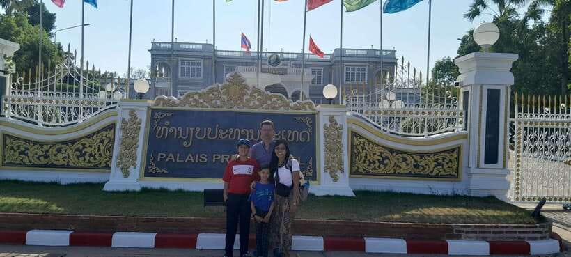 Vientiane Private Full-Day Tour with Buddha Park and Lunch - Guides you might meet, and what they tend to do well