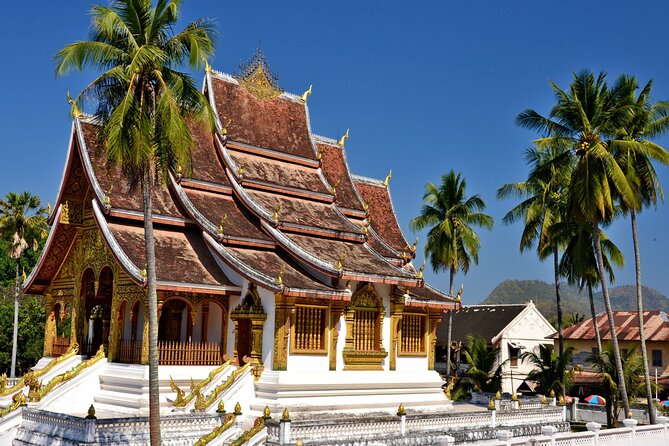 Vientiane Private Walking Tour With A Guide (Private Tour) - Stop-by-stop: Pha That Luang, the story behind the gold